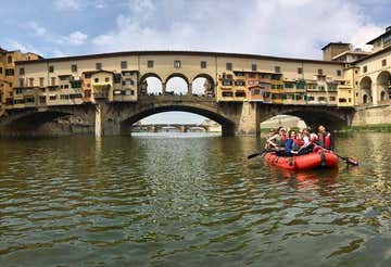 Rafting panoramic tour in the heart of Florence