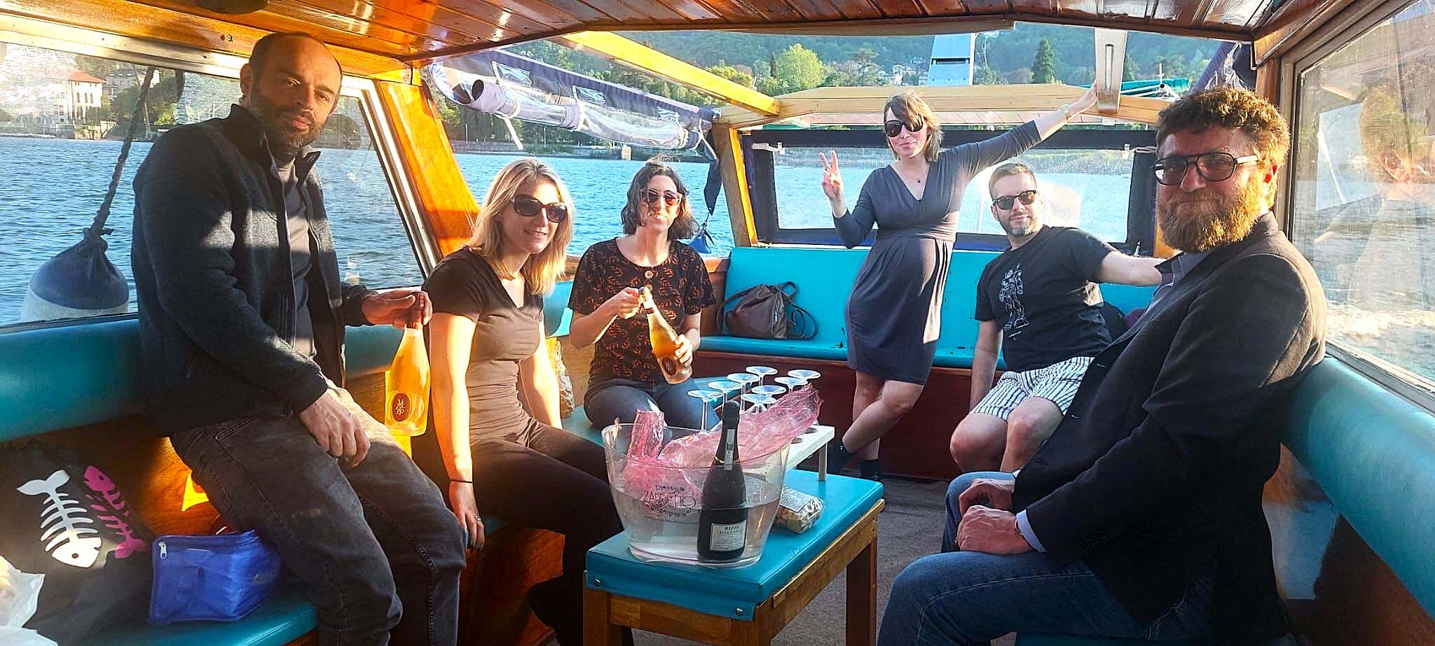 Tour in barca alle Isole Borromee con brindisi al tramonto
