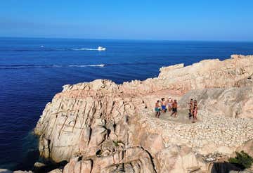 Dinghy tour and snorkelling in Caprera