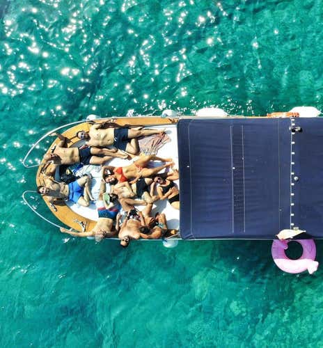 3-hour boat trip from Castro along the Salento coast with aperitif