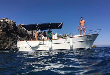 3-hour boat trip from Castro along the Salento coast with aperitif