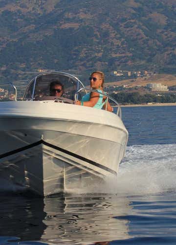 Noleggio barca a Lignano Sabbiadoro - 6 m, 40 cv