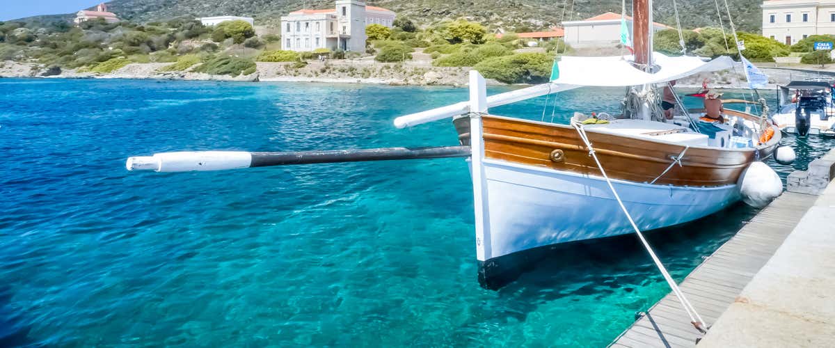 Sailing day in the Asinara National Park with lunch