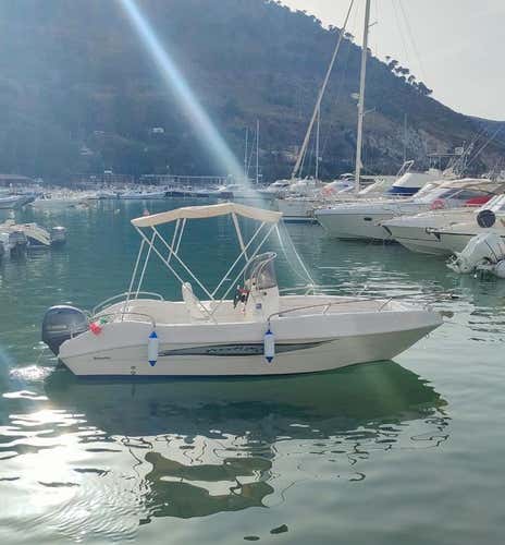 Noleggio barca senza patente a Castellammare del Golfo - 5,80 m, 40 CV