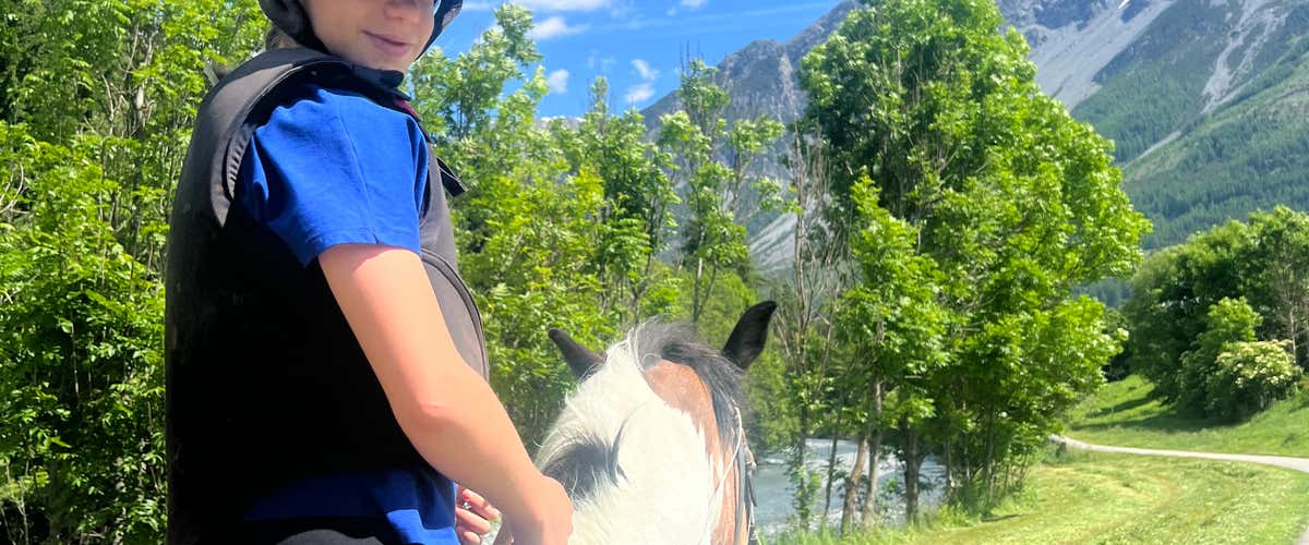 Passeggiata con pony per bambini a Bormio