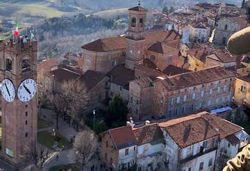 Volo di gruppo in mongolfiera a Mondovì: Alpi, Langhe e mare