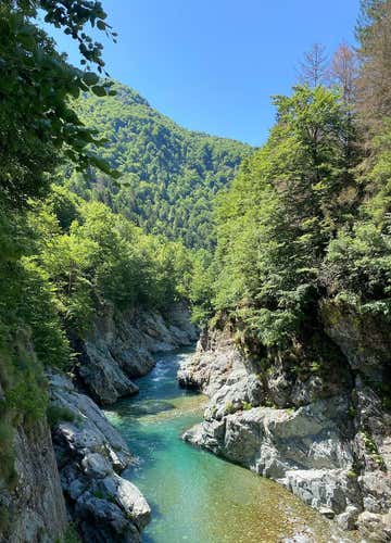 Canyoning in the Sermenza Gorge in Valsesia