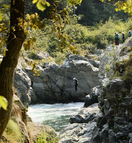 Canyoning in the Sermenza Gorge in Valsesia