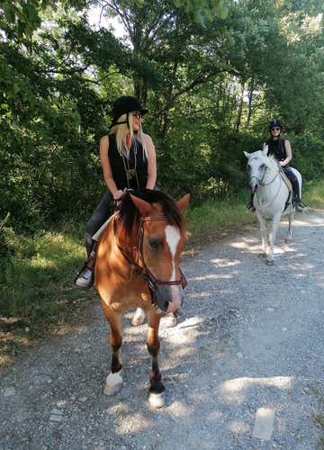 One-hour horseback ride near Bologna