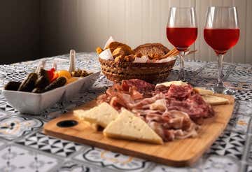 Passeggiata a cavallo di 1 ora in provincia di Verona con aperitivo tipico