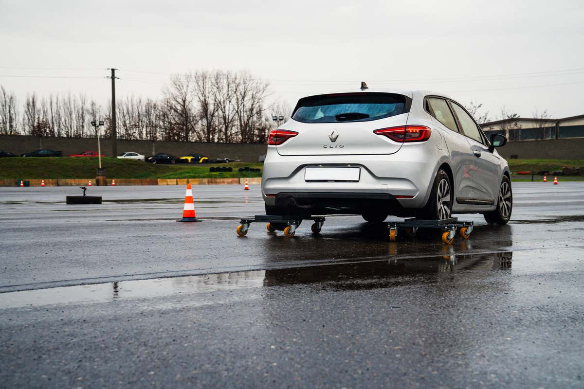 Corso giornaliero di guida sicura al Castelletto Circuit