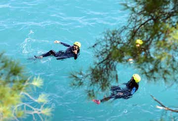 Coasteering between the Bay of Paraggi and Portofino