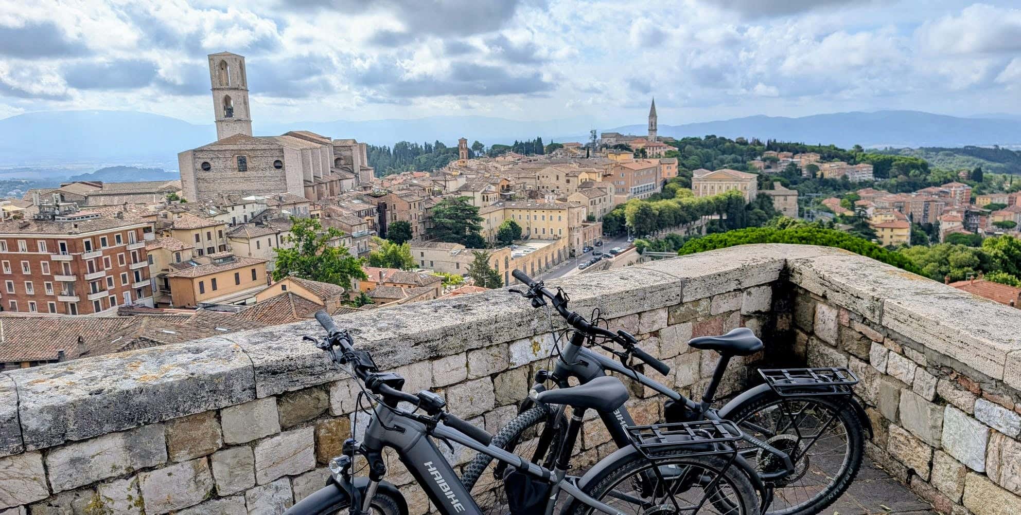 Tour in e-bike di Perugia con visita alla Casa del Cioccolato Perugina