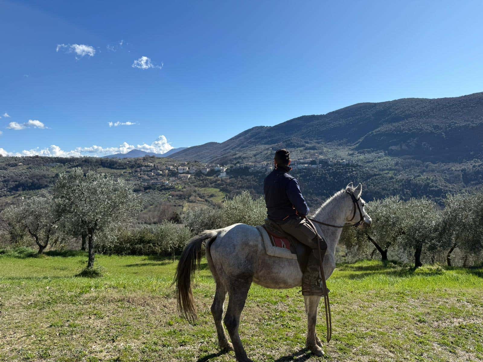 Passeggiata a cavallo nella natura di Castelnuovo di Farfa