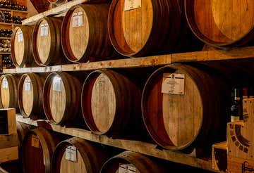 Degustazione vini e visita in cantina a Montepulciano