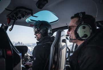 Volo panoramico in elicottero sopra le Dolomiti