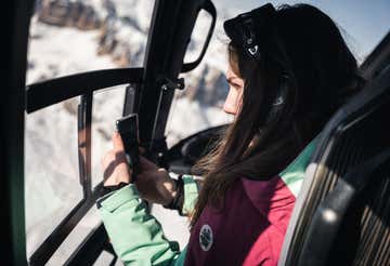 Volo panoramico in elicottero sopra le Dolomiti