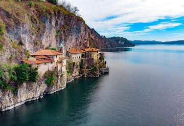 Volo in elicottero privato di 15 minuti sul Lago Maggiore