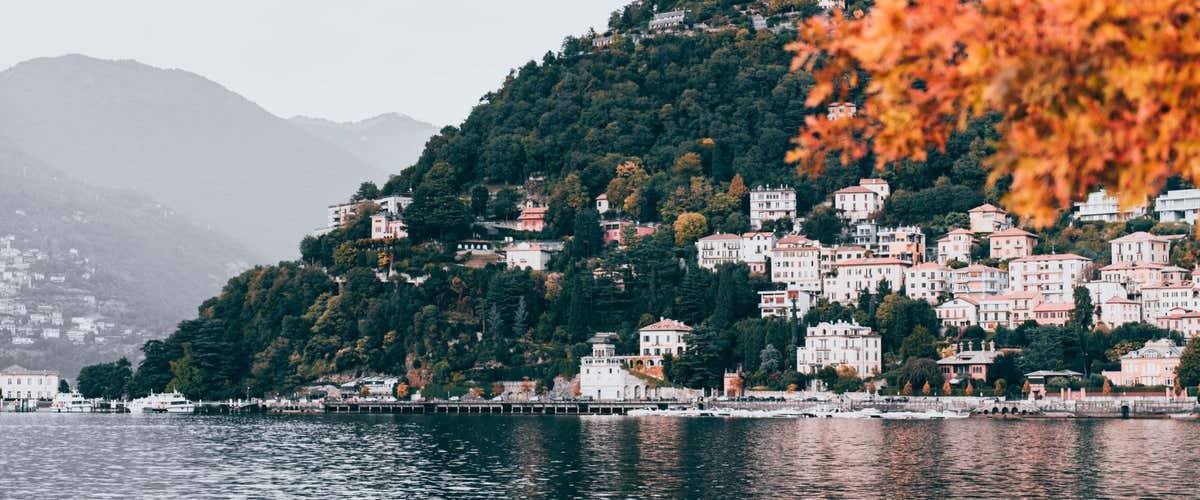 Helicopter tours over Lake Como