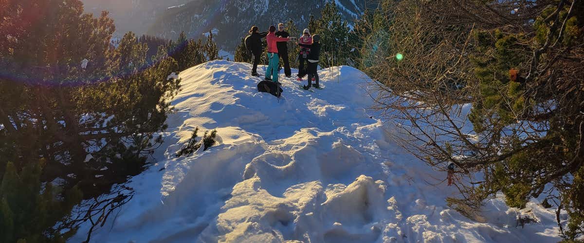 Ciaspolata e yoga tra i boschi della Valmalenco