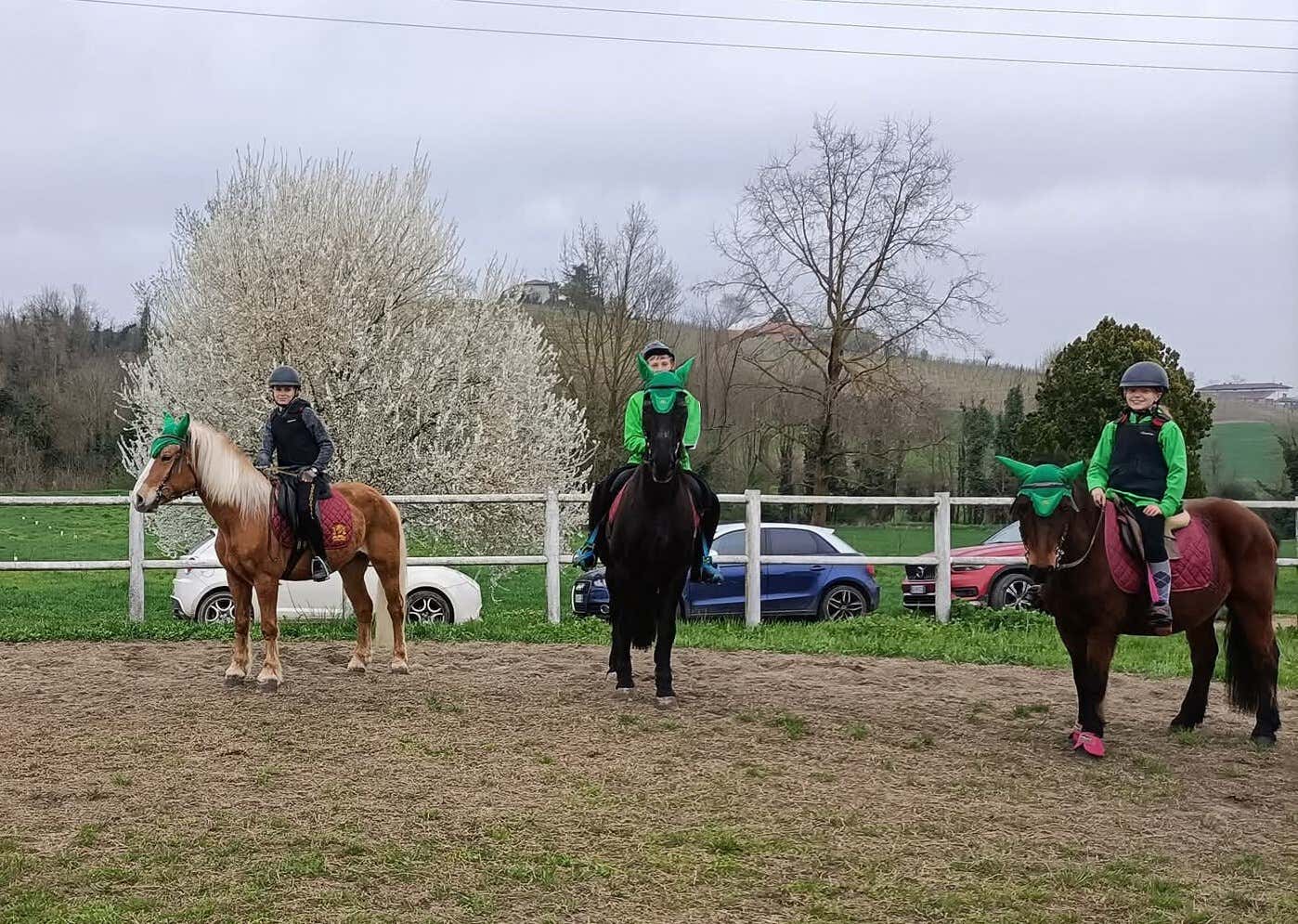 Passeggiata a cavallo per bambini e ragazzi vicino a Ivrea