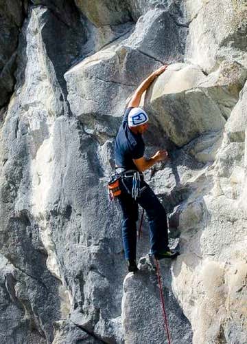Corso base di arrampicata su roccia in Valtellina