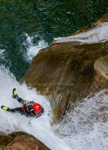Canyoning experience in Val Bodengo (SO)