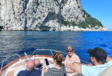 Escursione in barca da Positano con sosta a terra a Capri