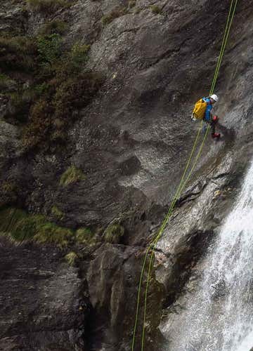 Canyoning a Mondelli Ossola in Piemonte