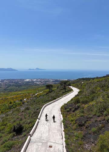 Noleggio e-bike nel Parco Nazionale del Vesuvio per 3 ore 