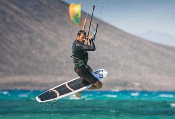 Lezione privata di perfezionamento tecnico sul Kitesurf ad Anzio