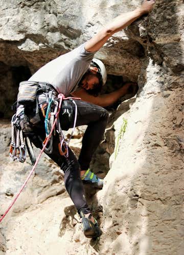Crag climbing day in the Maritime Alps (CN)