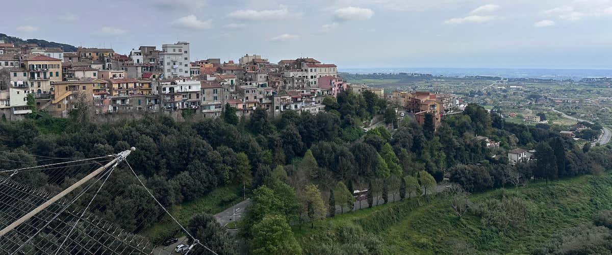 Vespa tours to discover the Castelli Romani 