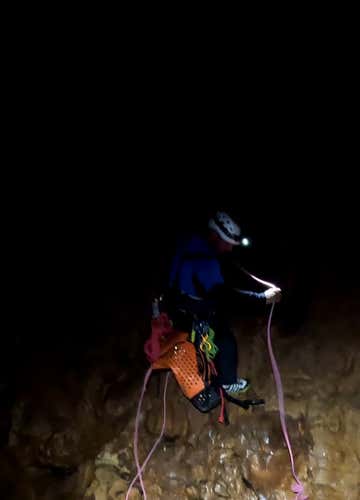 Speleo-Canyoning alla grotta 