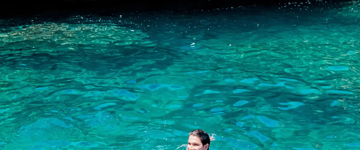 Tour in barca alle grotte marine di Polignano con brindisi