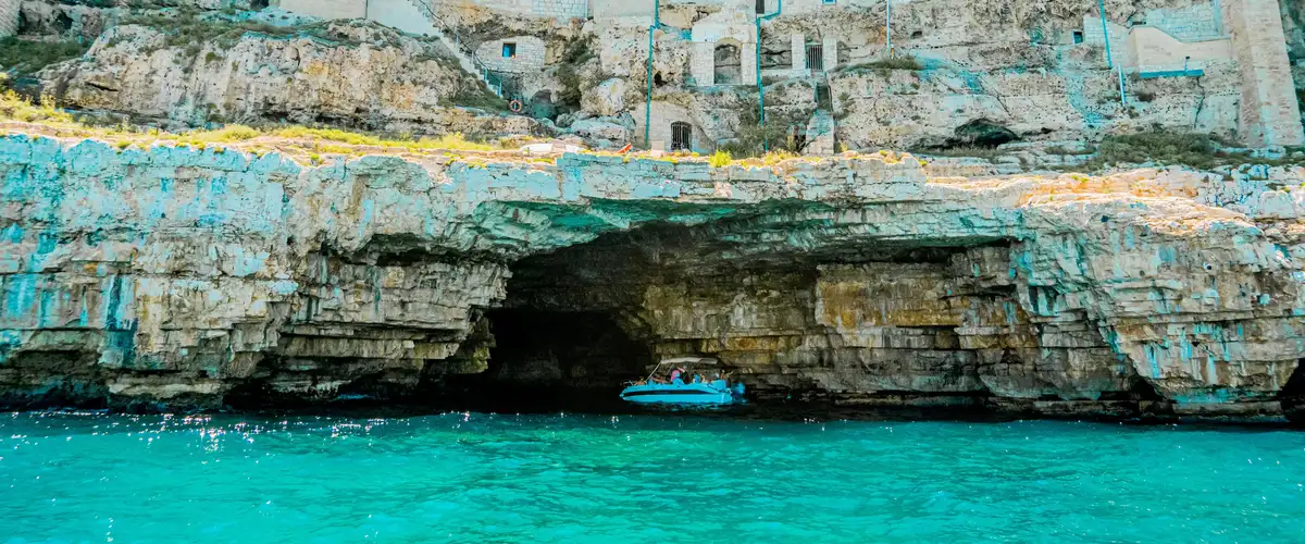 Private boat tour to Polignano's sea caves