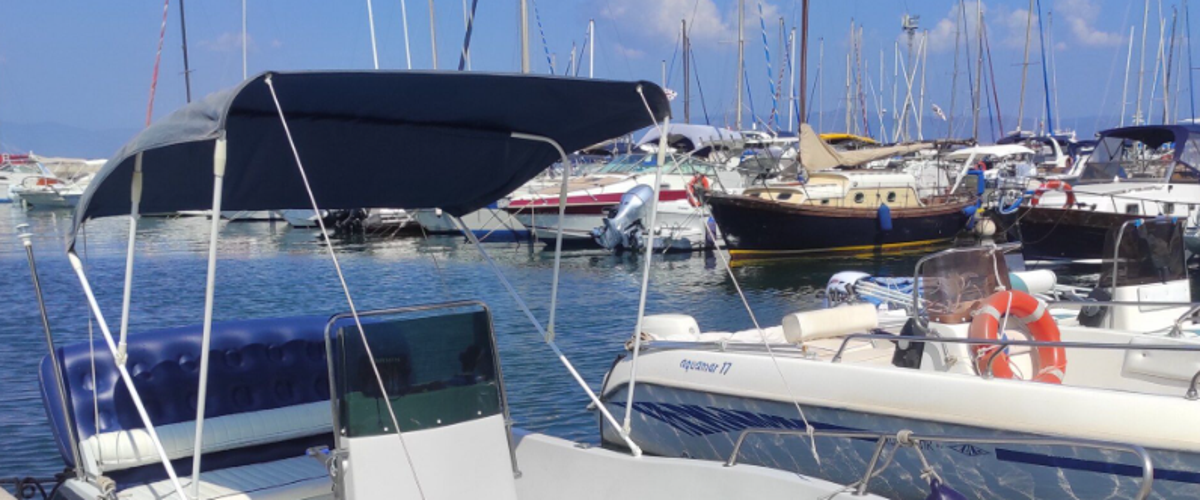 Noleggio barca senza patente a Cagliari - 5,20 m 40 CV