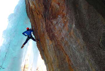 Corso di arrampicata su ghiaccio a Ceresole Reale (TO) - Tutti i livelli