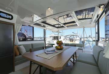 Gourmet lunch in luxury catamaran in Palermo