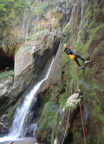 Canyoning alla Forra di Pale vicino a Foligno