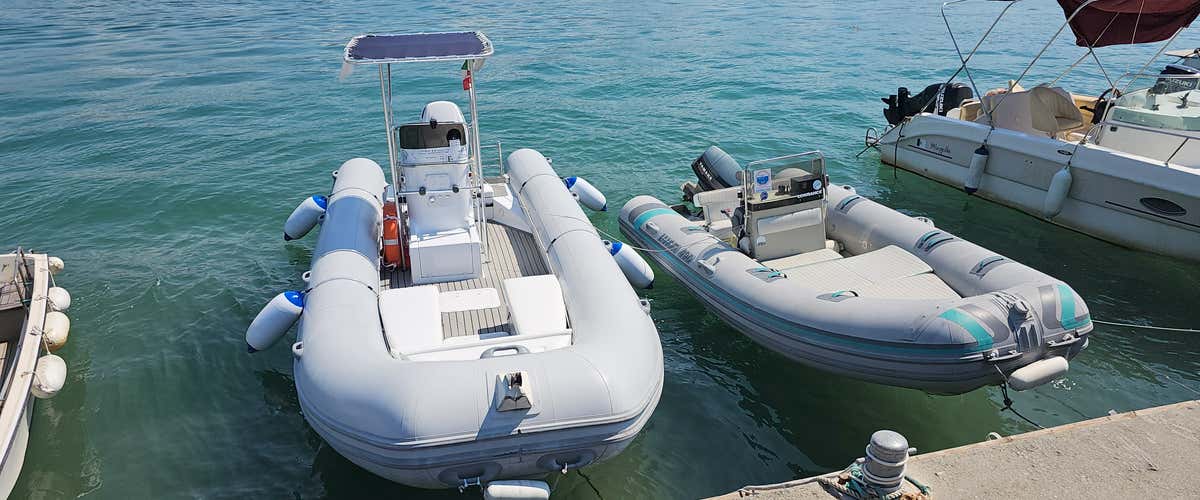 Noleggio gommone in provincia di La Spezia - 5 m, 25 CV