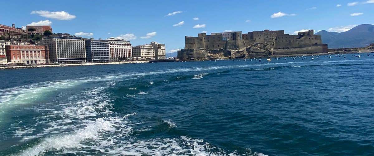 Boat excursion along the coast of Naples to Nisida