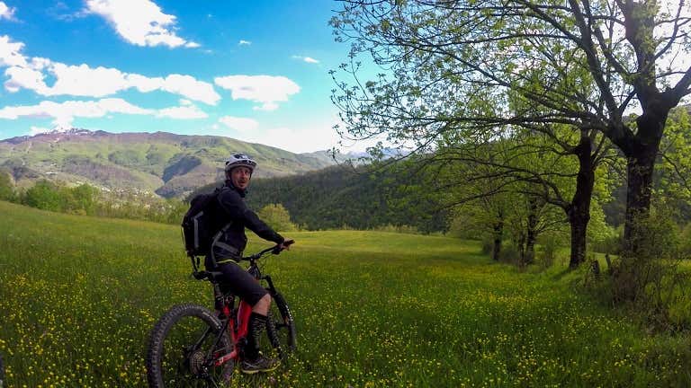 Tour panoramico in e-bike sulla Via Vandelli Freedome