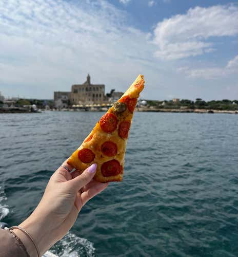 Escursione in barca a Polignano a Mare con aperitivo