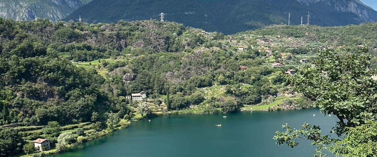 Canoe tour on Lake Moro