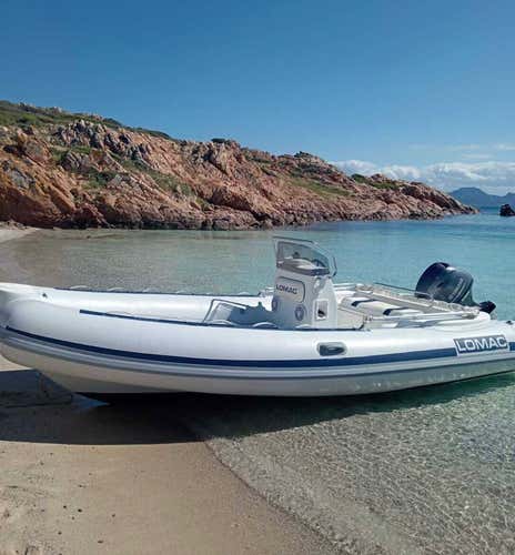 Dinghy rental in Porto Rotondo - 5.40 m, 40 HP