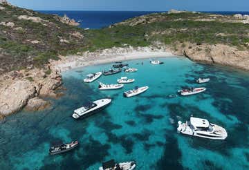 Dinghy rental in Porto Rotondo - 5.40 m, 40 HP