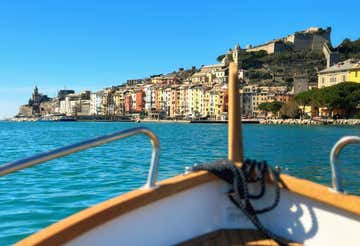 Tour in gozzo di 3 ore tra le isole del Golfo dei Poeti con sosta a Portovenere