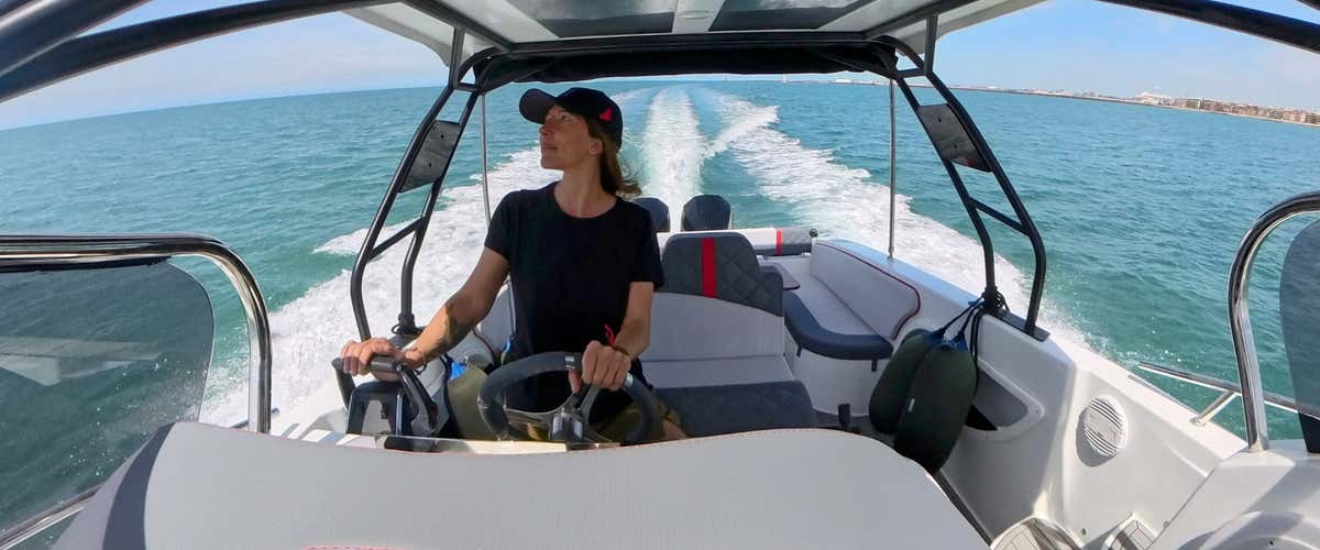 One-day boat tour in the Maddalena Archipelago with aperitif