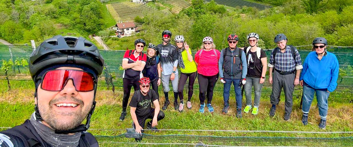 Tour in e-bike tra le colline del Ramandolo con pranzo tipico